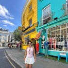 Michela Pincay durante su viaje a Londres.