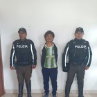 El sujeto se refugió en otro inmueble para huir de las autoridades.