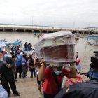 Imagen referencial. Los familiares de los fallecidos están en incertidumbre porque no saben si trasladarán o no los cuerpos a isla Puná.
