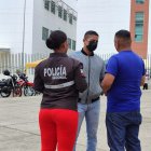 Ayer varios agentes de la Policía llegaron al hospital para revisar las cámaras de seguridad.