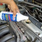 Existen aditivos específicos para vehículos que funcionan a gasolina o a diésel.