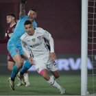 Alex Arce de LDU en un partido de los octavos de final de la Copa Sudamericana entre Lanús y LDU.