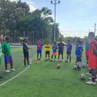 Jimmy Blandón, de 54 años, ahora cumple la faceta de entrenador del club que lleva su nombre.