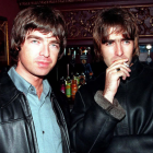 Un día como hoy la banda Oasis se separó en Francia.