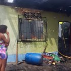 Las personas quedaron conmocionados por el incendio.