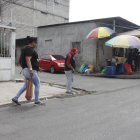 Este sábado, en el sitio del atentado, moradores seguían sorprendidos por lo ocurrido con la pareja.