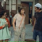 Don Ramón, El Chavo y La Chilindrina en la vecindad.