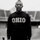 El legendario atleta Jesse Owens nació un día como hoy.