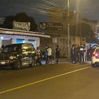 Cuatro individuos intentaron asaltar a los clientes de un restaurante.