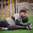 Víctor Mendoza tapará 10 partidos en la segunda etapa con Barcelona.