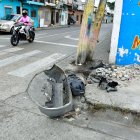 En el sitio todavía habían varios objetos del accidente.