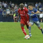 Emelec y Técnico Universitario se enfrentan en el estadio Capwell.