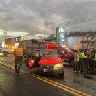 El caso se dio cuando este auto se chocó con otro que iba en sentido contrario.