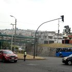 SEMAFOROS SIN LUZ CONGESTION VEHICULAR EN LA AVENIDA ORIENTAL SECTOR LA RECOLETA SUR DE QUITO .René Fraga Quito 28 de septiembre del 2024 AG-Periodistas AG-Granasa ag-periodistas-quito