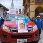 Los vecinos y familiares de Enrique Ortiz, localizado sin vida, protestaron exigiendo justicia.