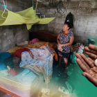 En un pequeño cuarto, en el barrio San Ramón, en la parroquia La Unión de Quinindé, permanece Laura Viviana Ordóñez.