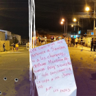 Las víctimas recientes se encontraban dialogando fuera de una vivienda.