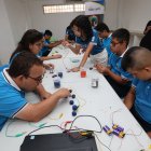 Un total de 39 jóvenes de primero, segundo y tercero de bachillerato son los que reciben las clases.