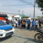 El hombre fue alcanzado por los sicarios en el ingreso a la ciudad.