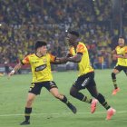 Álex Rangel hizo el gol en el Clásico del Astillero en el Monumental.