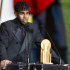 Paris (France), 28/10/2024.- Barcelona and Spain forward Lamine Yamal delivers his speech after receiving the Kopa Trophy for the best player under the age of 21 at the Ballon d'Or 2024 ceremony at the Theatre du Chatelet in Paris, France, 28 October 2024. (Francia, España) EFE/EPA/MOHAMMED BADRA
