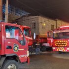 Los bomberos llegaron y atendieron la emergencia.