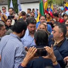 El candidato presidencial Jan Topic llegó al Tribunal Contencioso Electoral (TCE) este martes 29 de octubre de 2024.