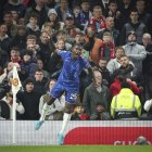 Moisés Caicedo fue el mejor de Chelsea en el empate ante Manchester United.