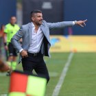 El entrenador Javier Gandolfi quiere entrar a la historia de los rayados ganando LigaPro y Copa Ecuador.