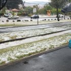 Las calles y andenes de algunos sectores de la ciudad quedaron anegados.