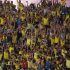 Hinchas celebran los goles de Ecuador.