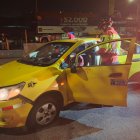 Dos sujetos y una chica de 18 años murieron dentro del vehículo amarillo.