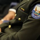 Los dos policías acusados podrían ser sentenciados a una pena máxima de veintiséis años de prisión.