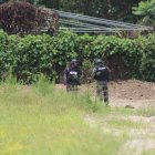 La Policía Nacional llegó al sitio donde encontraron dos cuerpos sin vida.