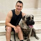 Daniel Noboa con su perra Yurena