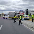 EL cuerpo sin vida del guía penitenciario fue llevado a la morgue de Latacunga.