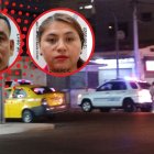 La policía llegó al lugar del suceso. Una de las víctimas quedó tendida sobre la acera.