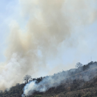 El incendio se divisa desde diferentes partes del norte de la ciudad.