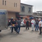 Los cuerpos fueron llevados por Medicina Legal en La Libertad.