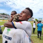 Los jugadores de 22 de Julio estallaron en lágrimas tras la clasificación.