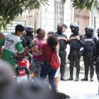Siete personas fueron asesinadas en Flor de Bastión.