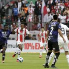 Daniel de la Cruz ha sorprendido con su velocidad y fuerte remate.