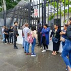 En la morgue de Quevedo estuvieron parientes de la chica ahogada.