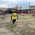 Los torneos en el ‘Bernabéu’ sirven para vivir momentos de confraternidad entre habitantes del norte de Guayaquil.