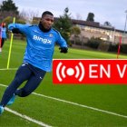 Moisés Caicedo y el Chelsea juegan ante el Everton.