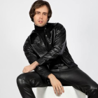 Oskar Van Der Moon es un cantante guayaquileño radicado en España.