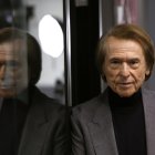 El español Raphael.