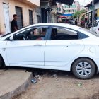 Así quedó el vehículo en que un militar fue asesinado, en Huaquillas.