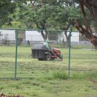 Las canchas del polideportivo de los Samanes todavía están en mantenimiento.