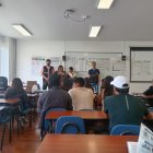 Equipos del CNE capacitan a la ciudadanía para las elecciones de 2025 en Ecuador.